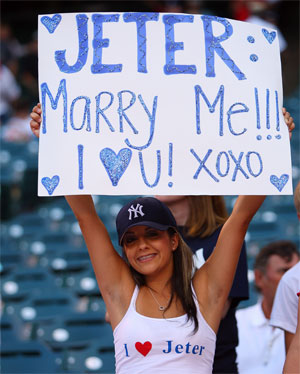 Illustration for article titled 3 Reasons Why Smart Women Love Baseball
